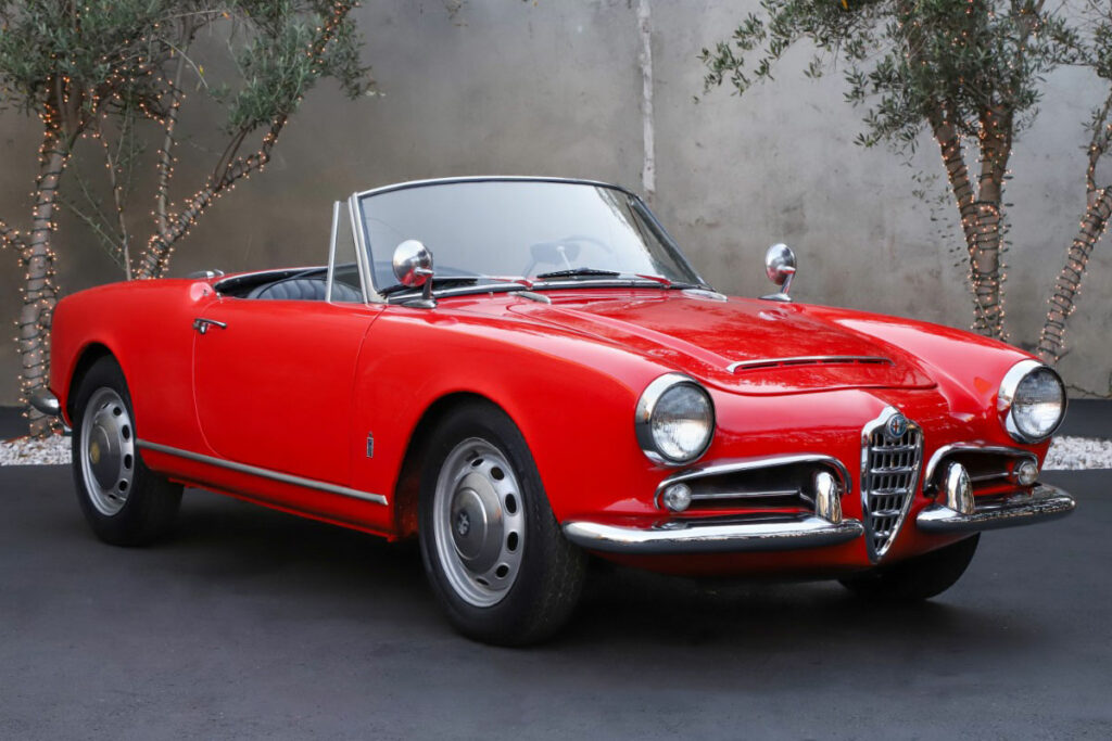 carinvest-1985-Alfa-Romeo-Giulia-1600-Spider-02